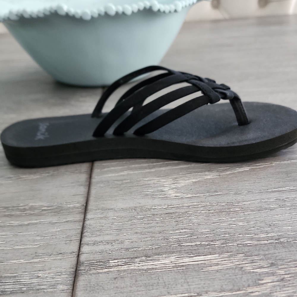 Sanuk Yoga Sandy II - Black Sandals Flip Flops New wo Tags - Picture 5 of 8